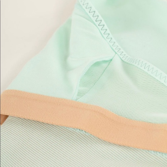 RARE Lululemon Power Up Tank 4 Mint Moment LikNew - Picture 8 of 13